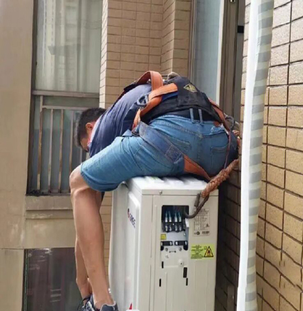 赫章空调移机
